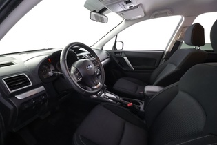 Subaru Forester vaihtoauto