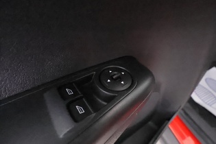 Ford Transit Courier vaihtoauto