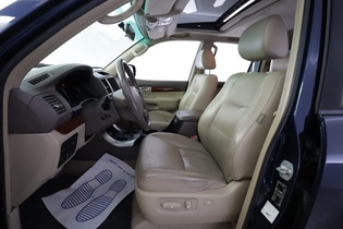 Toyota Land Cruiser vaihtoauto