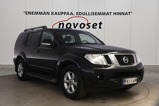 Nissan Pathfinder vaihtoauto