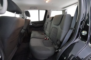 Nissan Pathfinder vaihtoauto