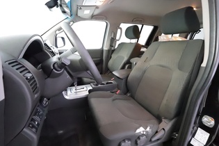 Nissan Pathfinder vaihtoauto