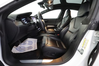 Tesla Model S vaihtoauto