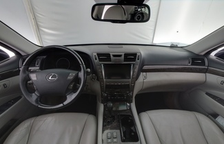 Lexus LS vaihtoauto