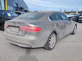 Jaguar XE vaihtoauto