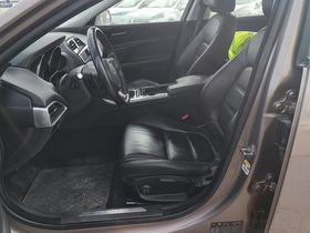 Jaguar XE vaihtoauto