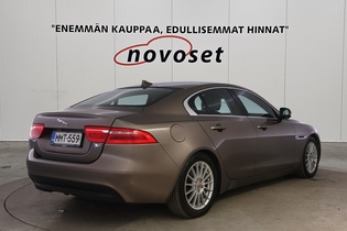 Jaguar XE vaihtoauto