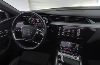 Audi e-tron vaihtoauto