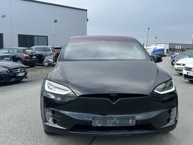 Tesla Model X vaihtoauto