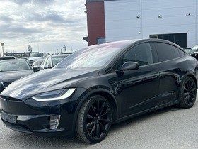 Tesla Model X vaihtoauto