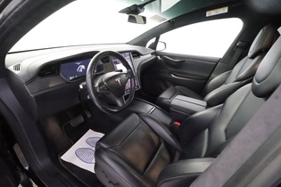 Tesla Model X vaihtoauto