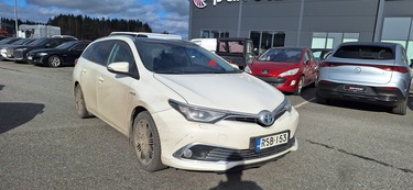 Toyota Auris vaihtoauto
