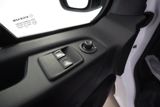 Opel Vivaro vaihtoauto