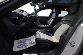 Porsche Taycan vaihtoauto