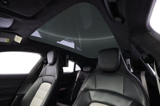 Porsche Taycan vaihtoauto