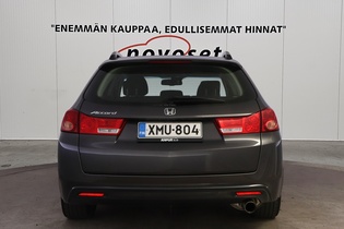 Honda Accord vaihtoauto