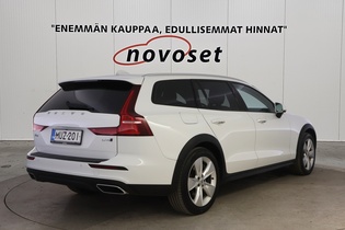 Volvo V60 Cross Country vaihtoauto
