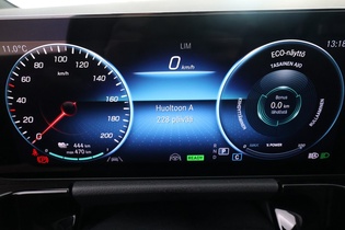 Mercedes-Benz EQA vaihtoauto