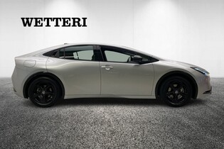 Toyota Prius Plug-in vaihtoauto