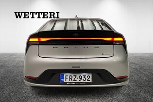 Toyota Prius Plug-in vaihtoauto