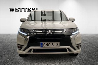 Mitsubishi Outlander PHEV vaihtoauto