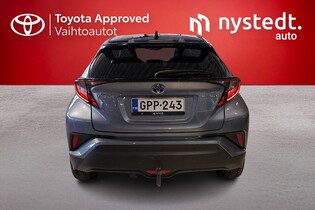 Toyota C-HR vaihtoauto