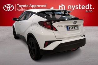 Toyota C-HR vaihtoauto