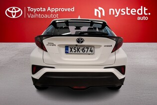 Toyota C-HR vaihtoauto