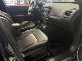 Jeep Compass vaihtoauto