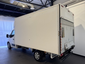 Nissan NV400 vaihtoauto