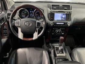 Toyota Land Cruiser vaihtoauto