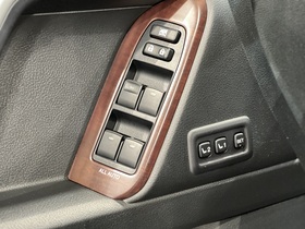 Toyota Land Cruiser vaihtoauto