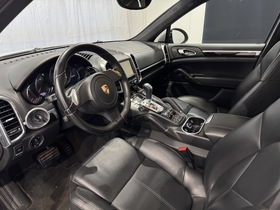Porsche Cayenne vaihtoauto