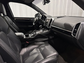 Porsche Cayenne vaihtoauto