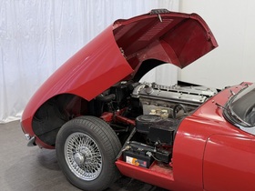 Jaguar E-Type vaihtoauto