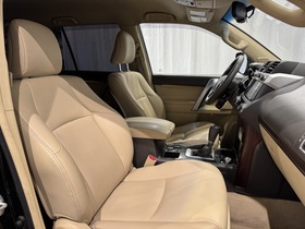 Toyota Land Cruiser vaihtoauto