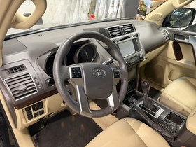Toyota Land Cruiser vaihtoauto
