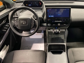 Toyota bZ4X vaihtoauto