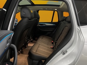 BMW iX3 vaihtoauto