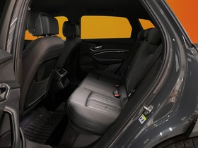 Audi Q8 e-tron vaihtoauto