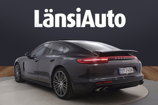 Porsche Panamera vaihtoauto