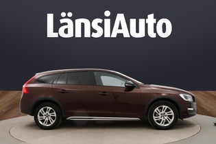 Volvo V60 Cross Country vaihtoauto