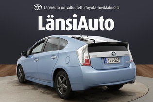 Toyota Prius Plug-in vaihtoauto