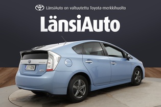 Toyota Prius Plug-in vaihtoauto