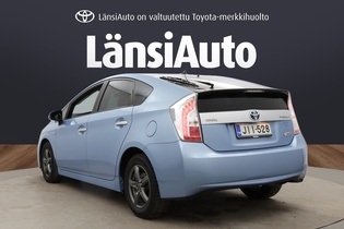 Toyota Prius Plug-in vaihtoauto