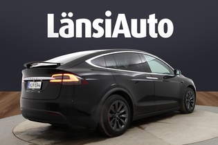 Tesla Model X vaihtoauto