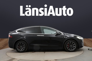 Tesla Model X vaihtoauto