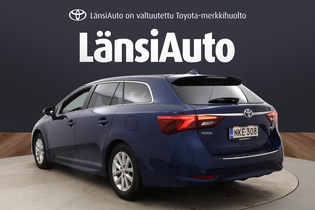Toyota Avensis vaihtoauto