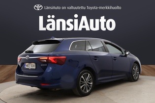 Toyota Avensis vaihtoauto