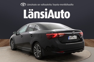 Toyota Avensis vaihtoauto